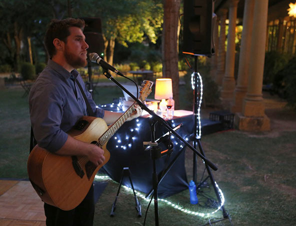 Daniel Acoustic Soloist Adelaide - Wedding Singer Musician - Entertainer